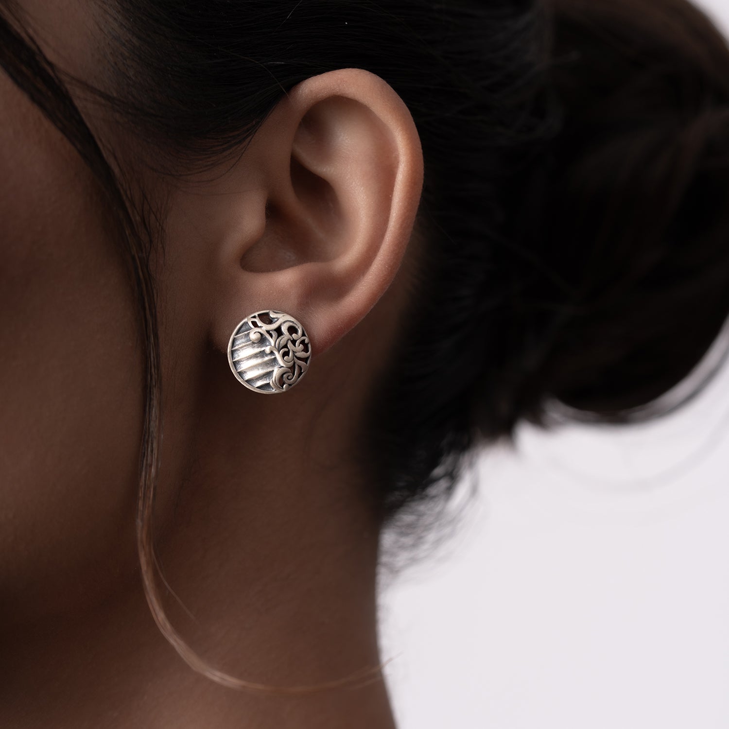 Cave Chronicles 925 Sterling Silver Chisel Grace Stud Earrings