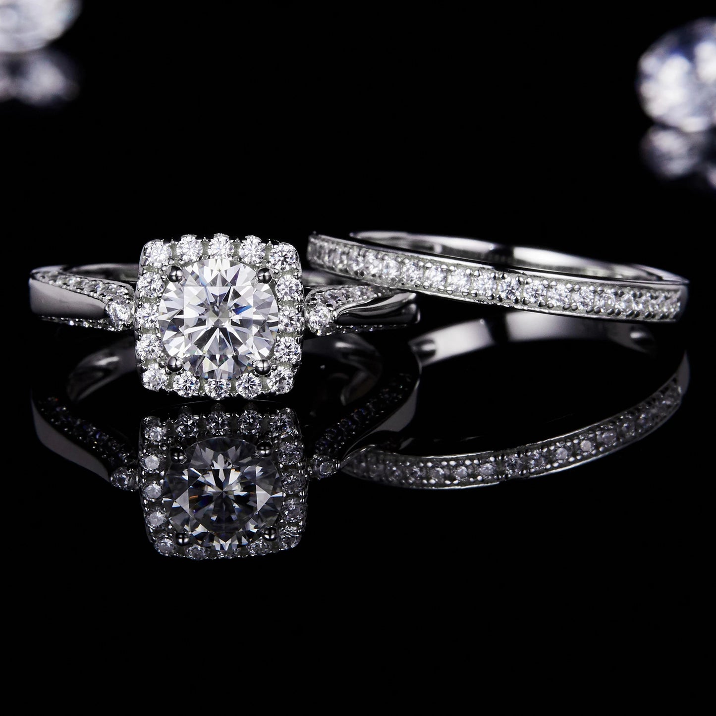 Cushion Halo Bridal Ring Set